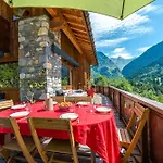 Chalé Luxury Chalet, Spa, Sauna, Fitness & 180 Views *