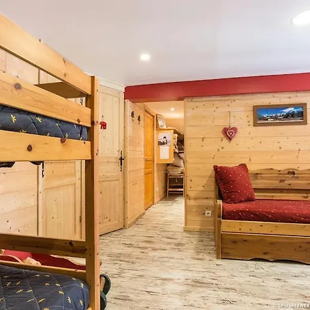 Chalet Luxury Chalet, Spa, Sauna, Fitness & 180 Views La Plagne