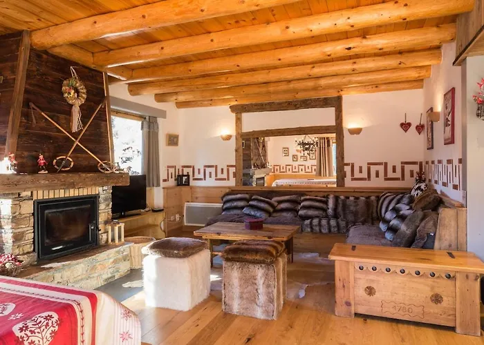 Chalet Luxury Chalet, Spa, Sauna, Fitness & 180 Views La Plagne