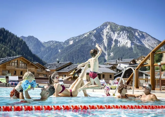 Chalet Luxury Chalet, Spa, Sauna, Fitness & 180 Views La Plagne